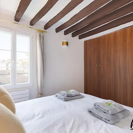Super Designer One-bedroom - Marais - Free Parking Apartament