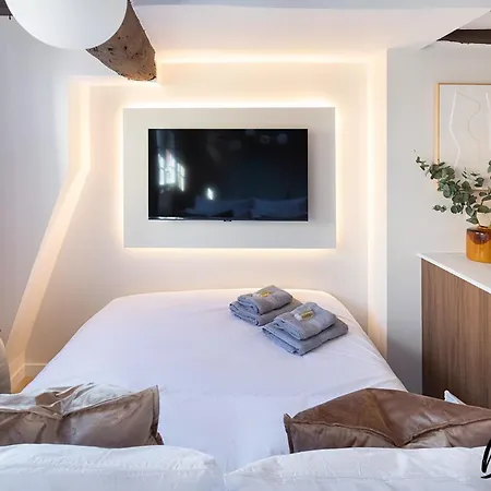 아파트 Super Designer One-bedroom - Marais - Free Parking