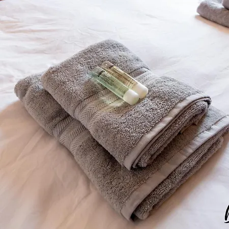 Super Designer One-bedroom - Marais - Free Parking * 파리
