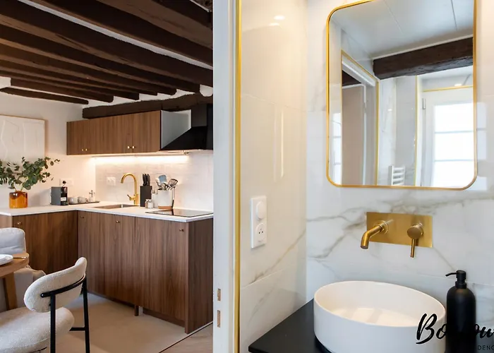 Super Designer One-bedroom - Marais - Free Parking 파리