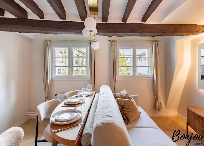 Super Designer One-bedroom - Marais - Free Parking 아파트 *